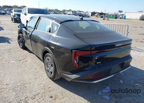 2025 Kia K4 Lx z USA, uszkodzony, nr VIN 3KPFT4DE6SE238573